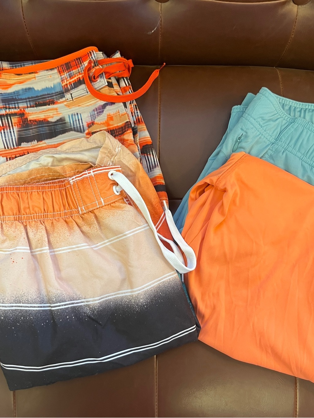 4 Piece Men's Swim Lot - Size M